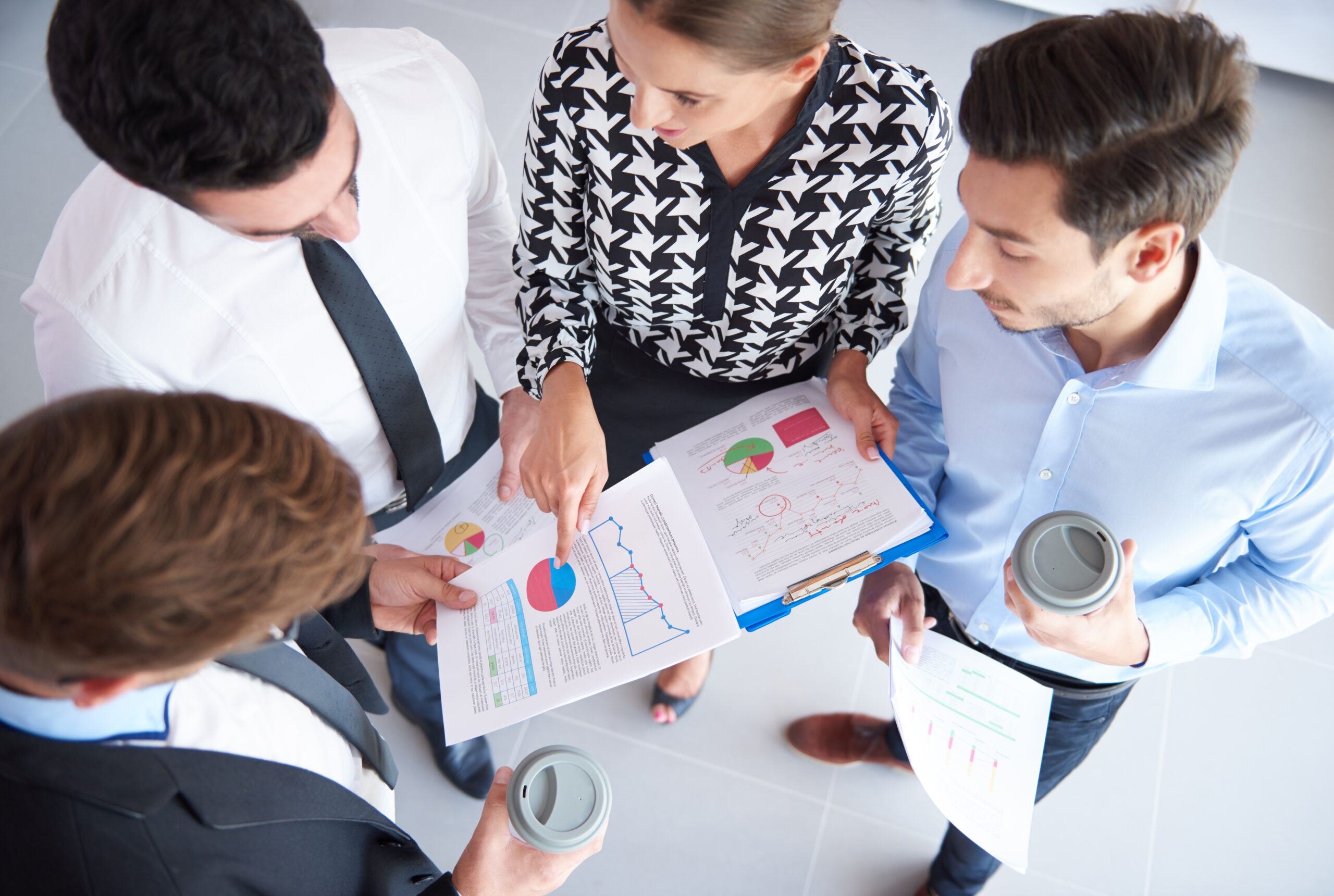 Setting Realistic Sales Targets for Med Spa Teams